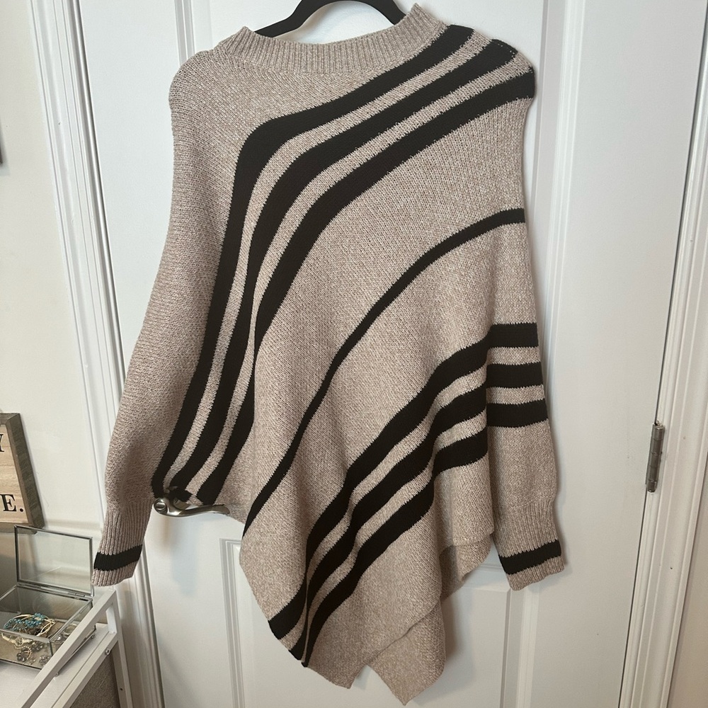 SHEIN Beige and Black Asymmetrical   Striped Women's L/S Poncho Sweater XL new